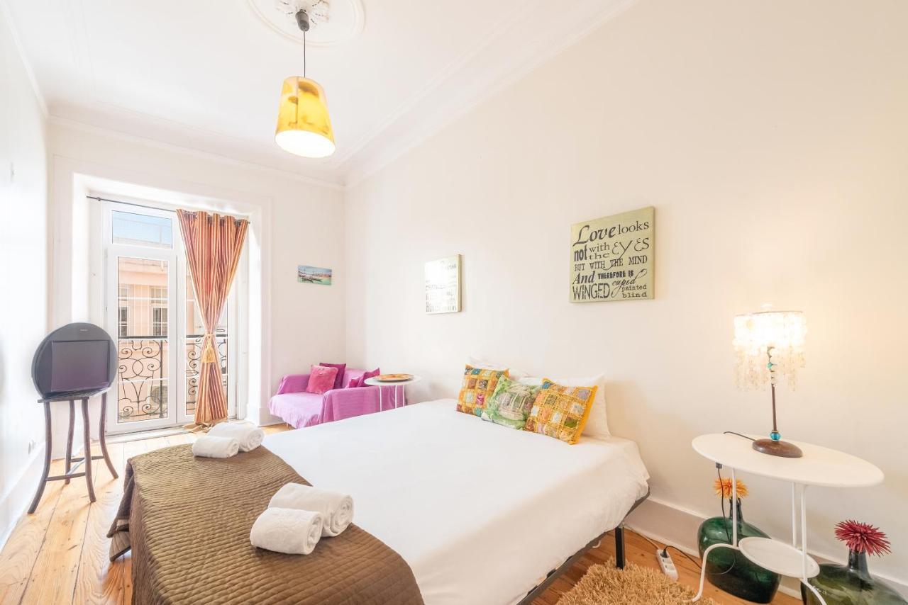 Hotel Happy At Chiado Lissabon Exterior foto
